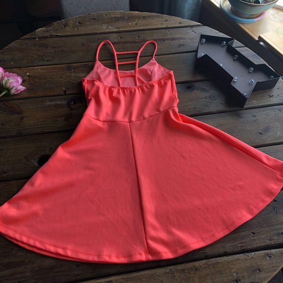 Super cute spring/summer dress. Neon salmon dress. - Picture 5 of 6